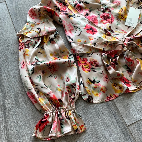 ENDLESS SUMMER WRAPPED UP TOP - Picture 6 of 9